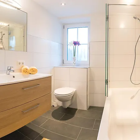 Brunner ニーデラウ